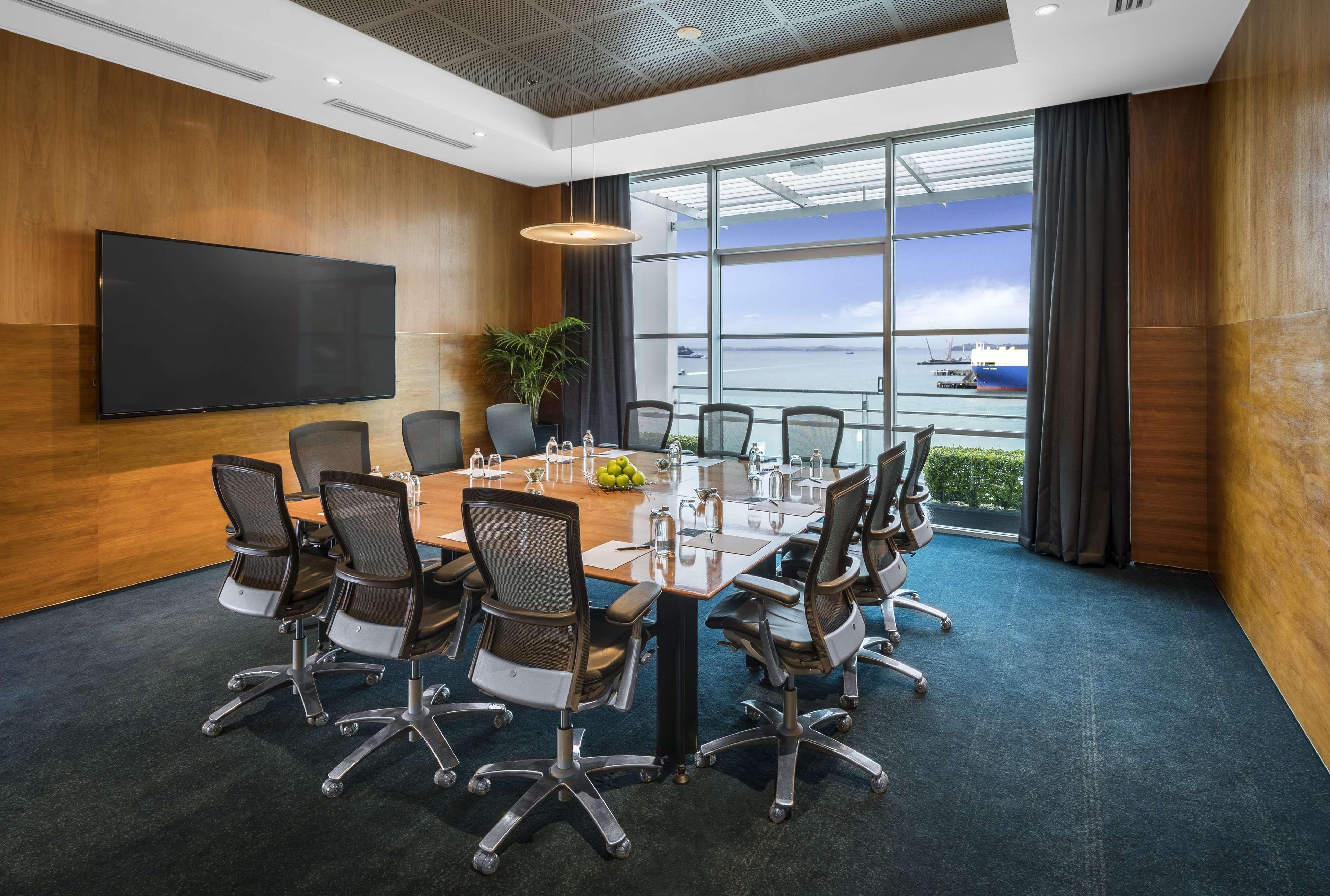 Hilton Auckland Hotel Exterior photo Meeting room at the airport